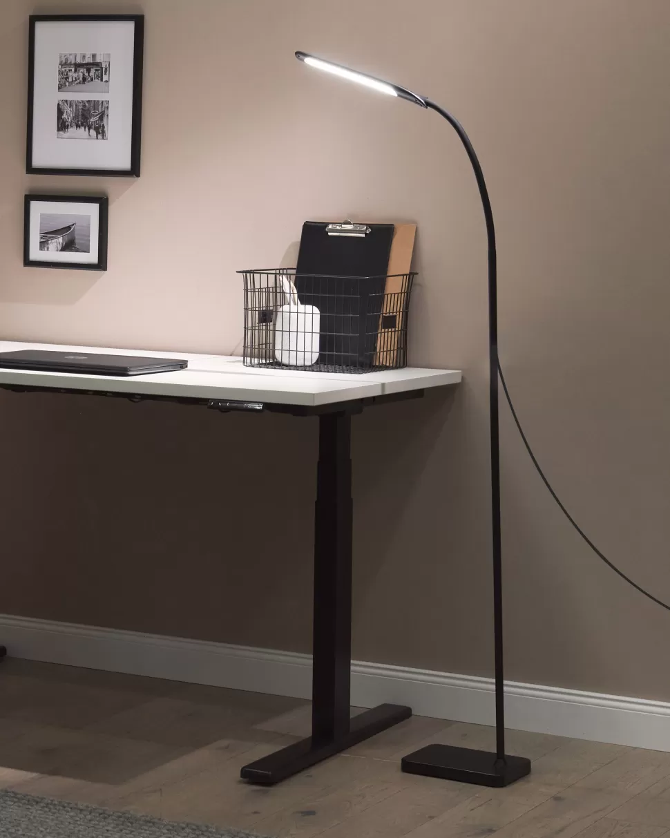 Discount Beliani Steh- / Tischlampe Led Schwarz 174 Cm Rechteckig Verstellbar Norma